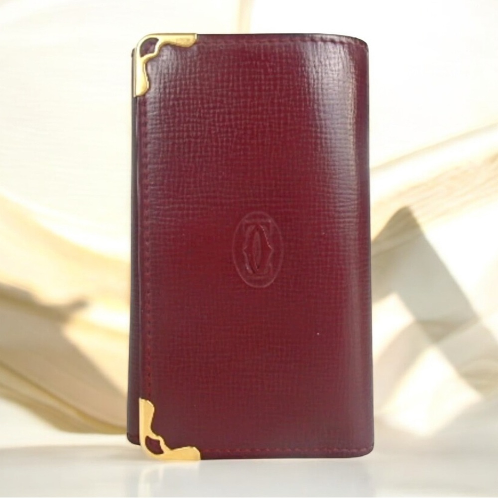 Cartier Bordeaux Leather 6-Key Holder 😍